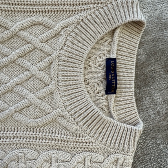 Louis Vuitton sweater size XXL - Picture 2 of 7